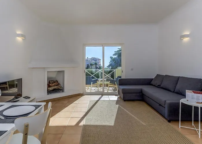 Flh Da Luz With Pool Daire *