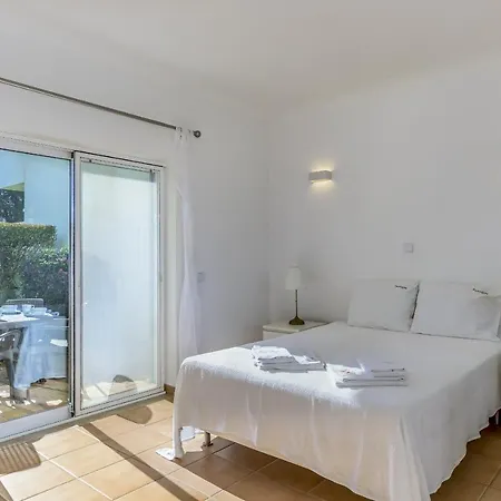 Flh Da Luz With Pool Apartment *