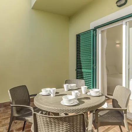 Flh Da Luz With Pool Apartment